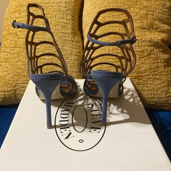 Steve Madden Light Blue Slithur Heels size 8 - Picture 6 of 10